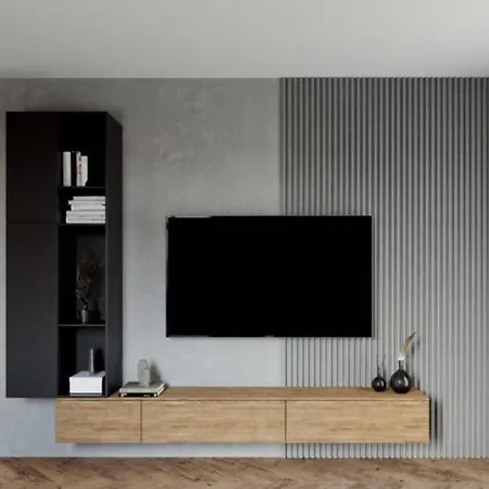 Apartment Near The *